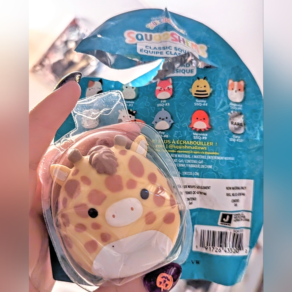 Gary The Giraffe Squishmallos Squooshems *Rare*